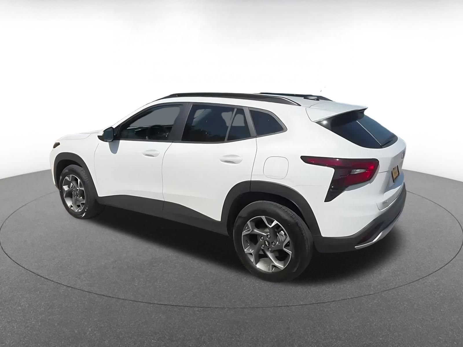 Thumbnail: 2025 Chevrolet Trax - 10
