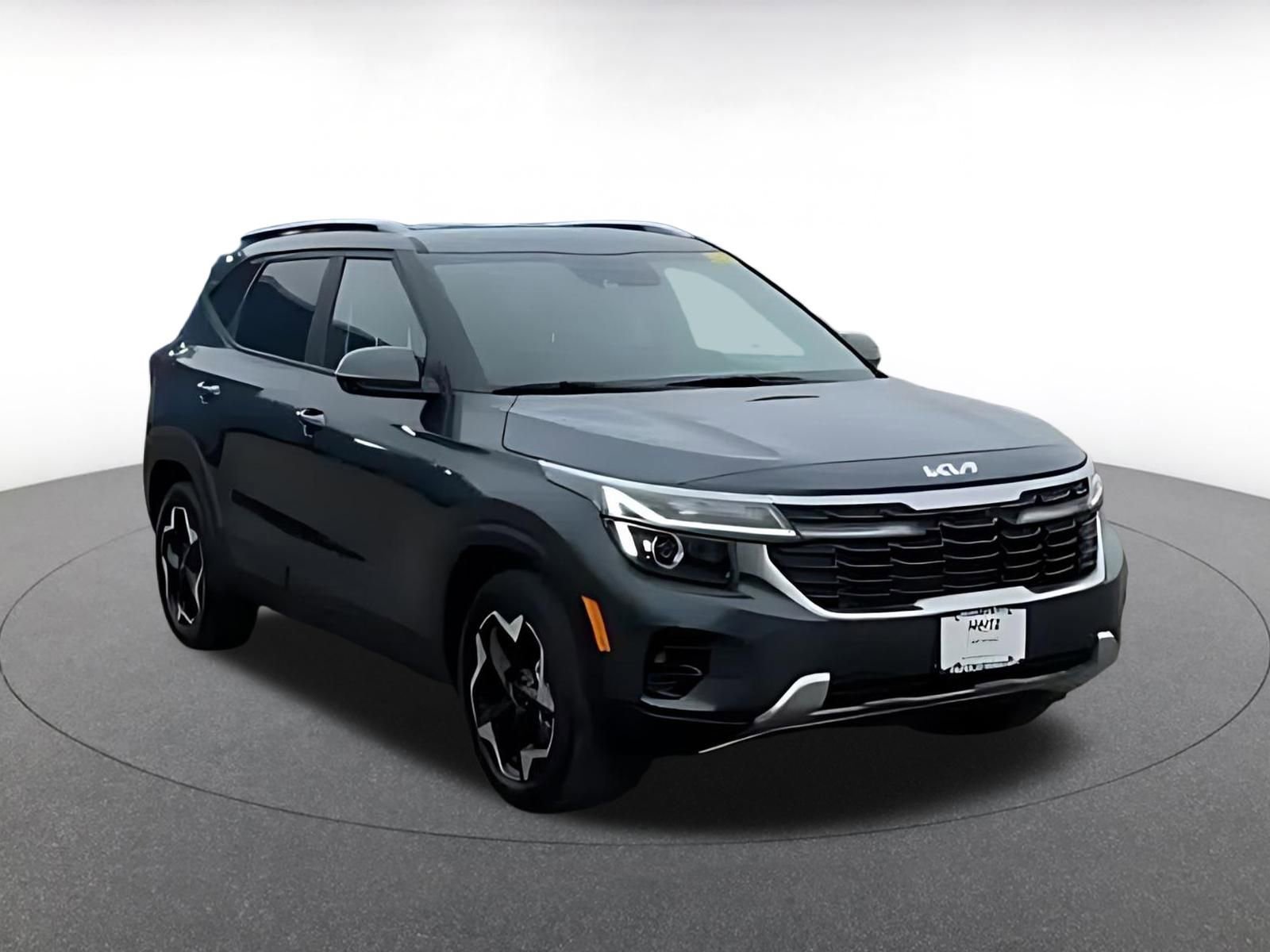 Thumbnail: 2025 Kia Seltos - 3