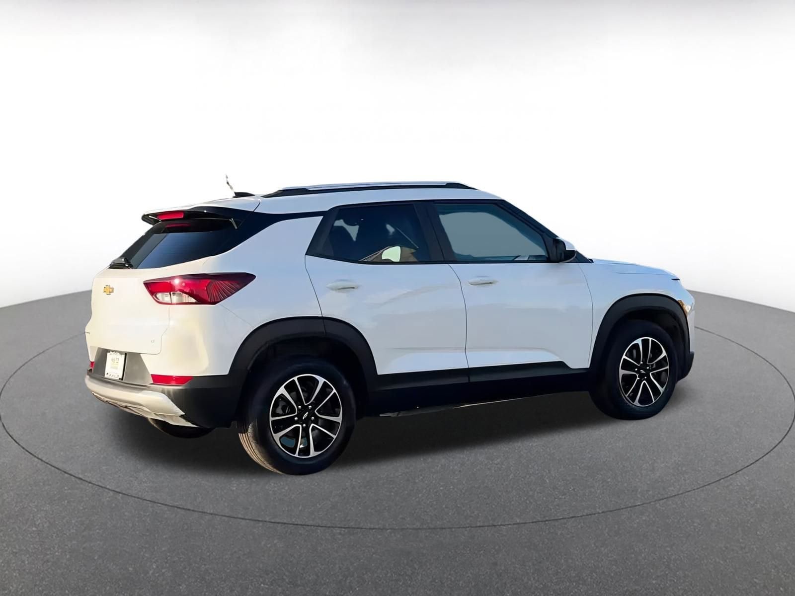 Thumbnail: 2025 Chevrolet TrailBlazer - 14