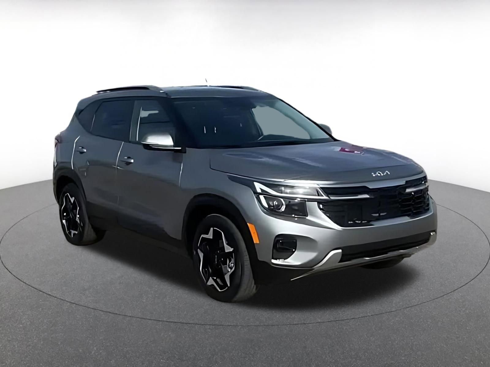 Thumbnail: 2025 Kia Seltos - 3