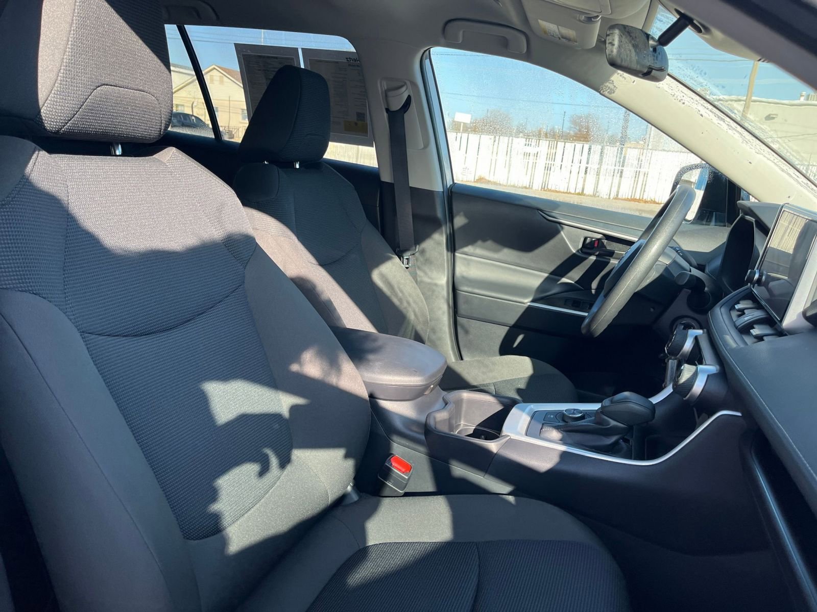 Thumbnail: 2025 Toyota RAV4 - 35