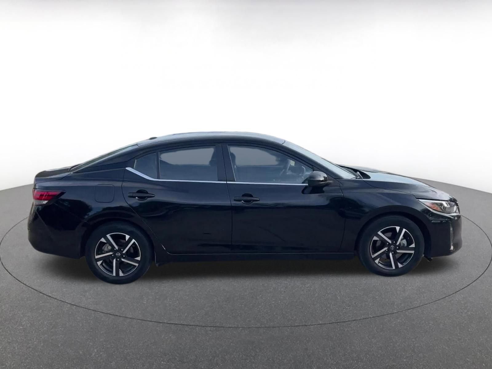Thumbnail: 2025 Nissan Sentra - 16