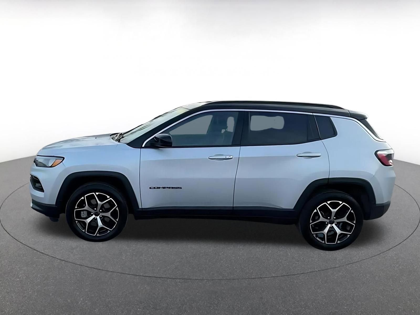 Thumbnail: 2025 Jeep Compass - 8