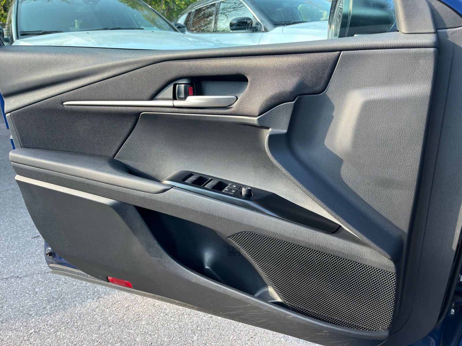 Thumbnail: 2025 Toyota Camry - 20