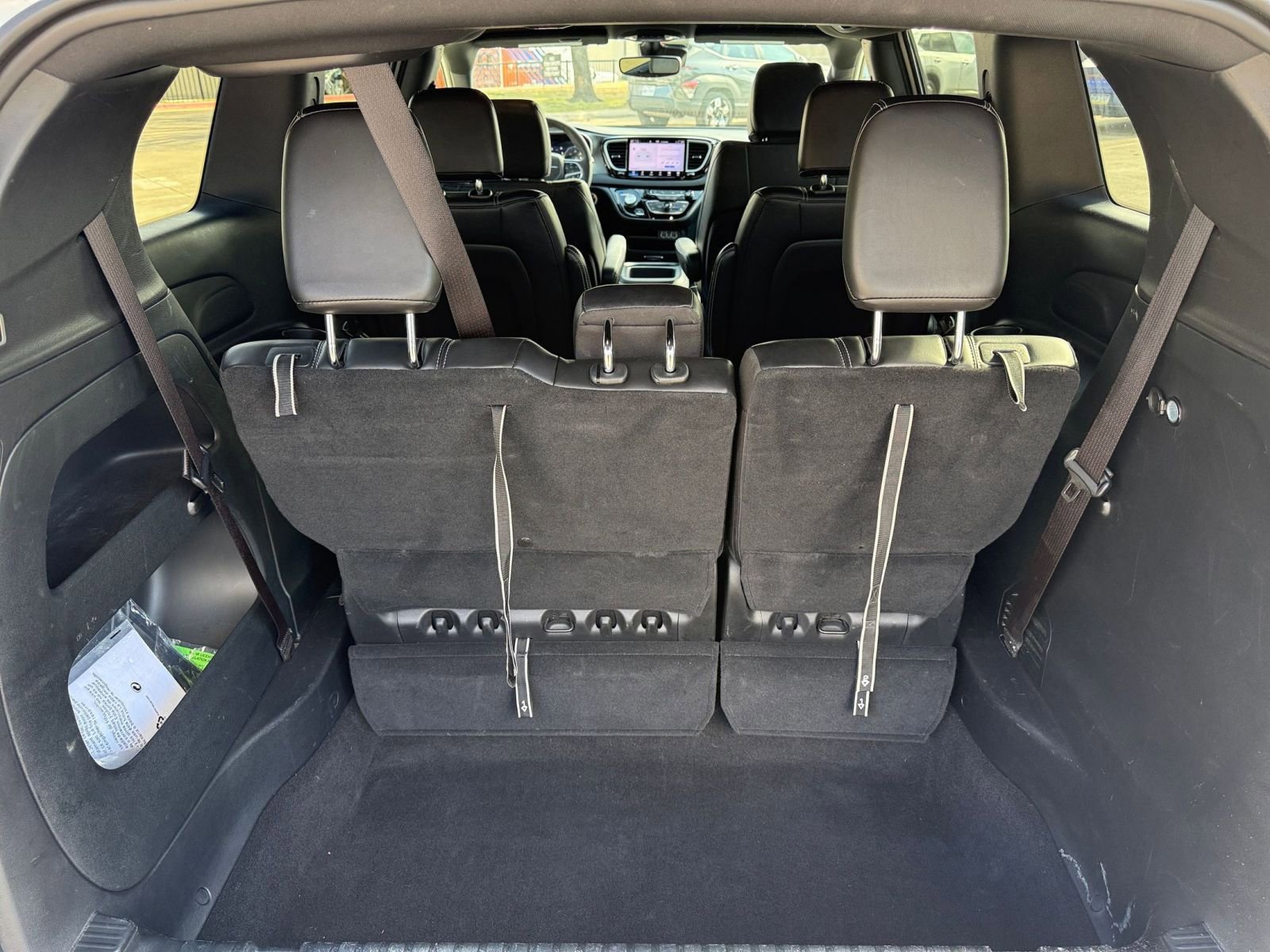 Thumbnail: 2025 Chrysler Pacifica - 33