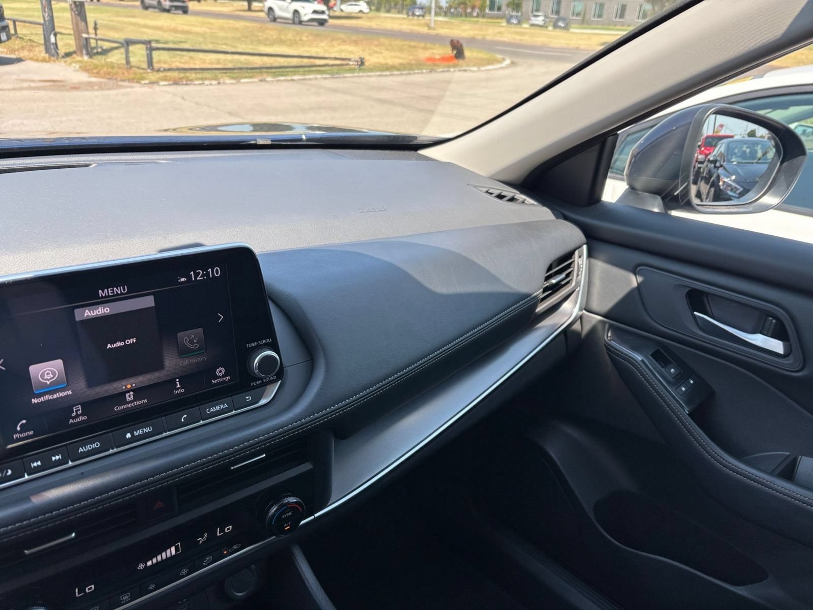 Thumbnail: 2026 Nissan Rogue - 32