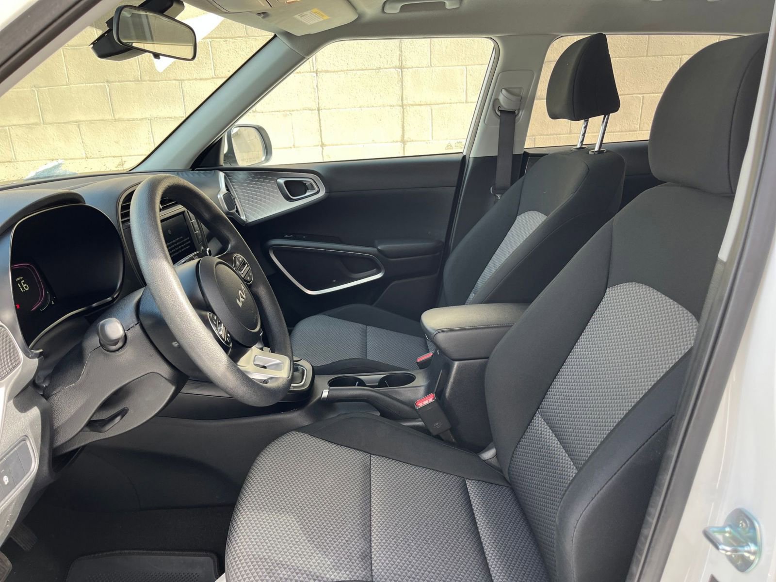 Thumbnail: 2025 Kia Soul - 24