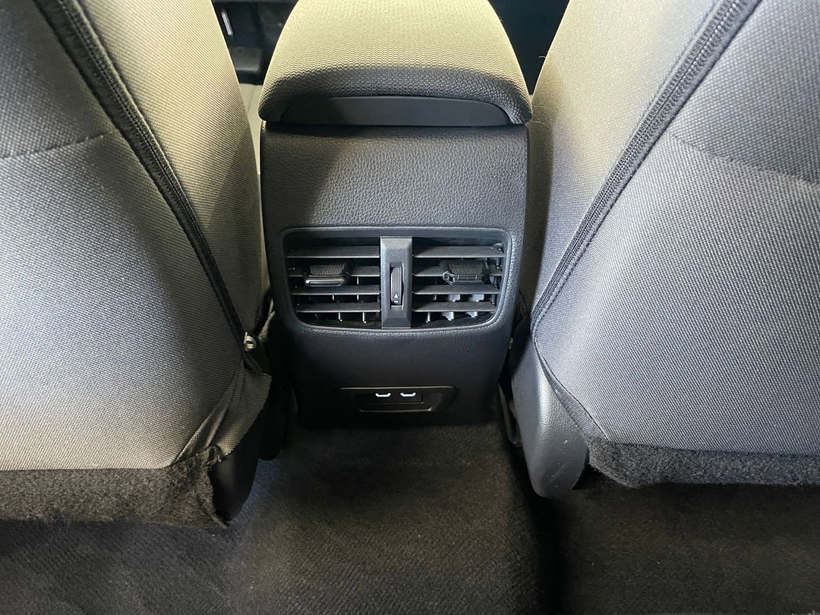 Thumbnail: 2025 Toyota Corolla Cross - 23