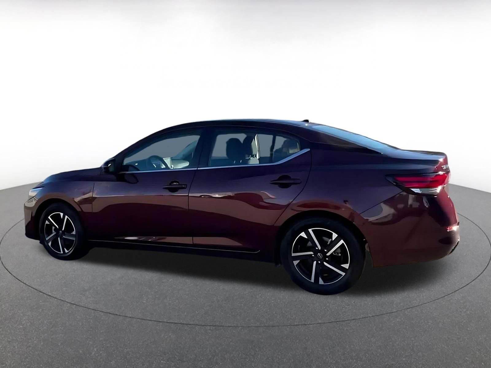 Thumbnail: 2025 Nissan Sentra - 9