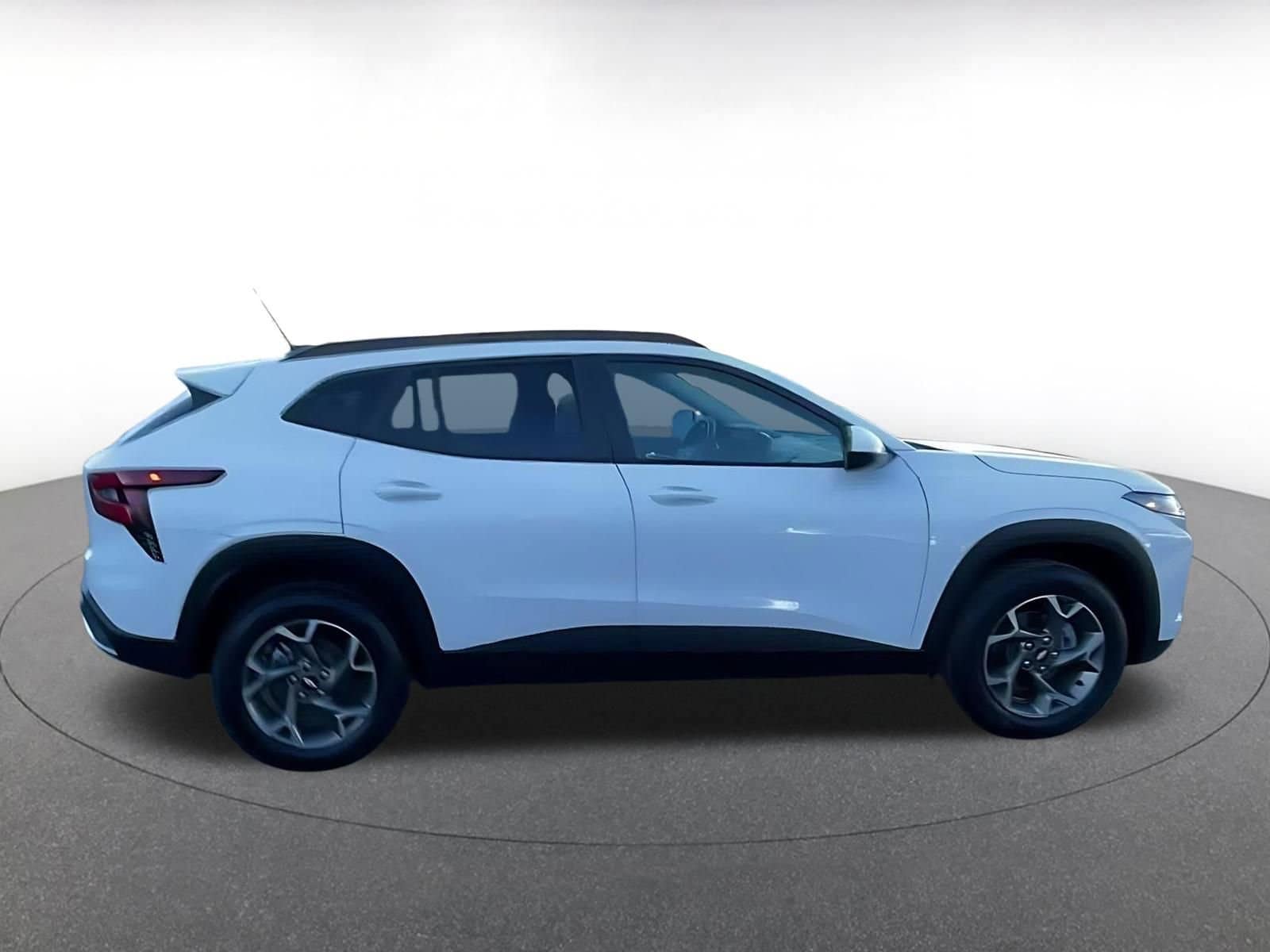 Thumbnail: 2025 Chevrolet Trax - 11