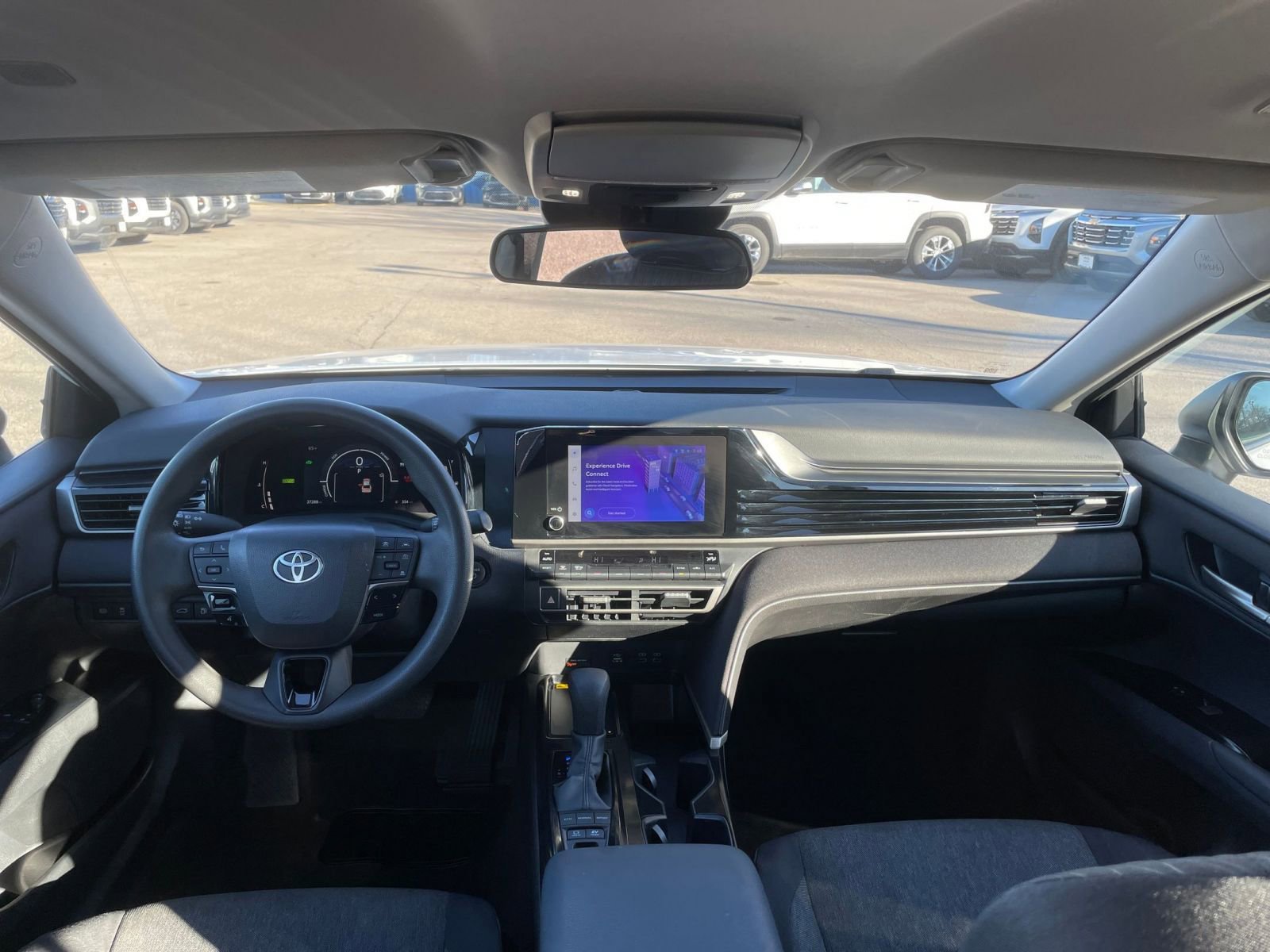 Thumbnail: 2025 Toyota Camry - 33