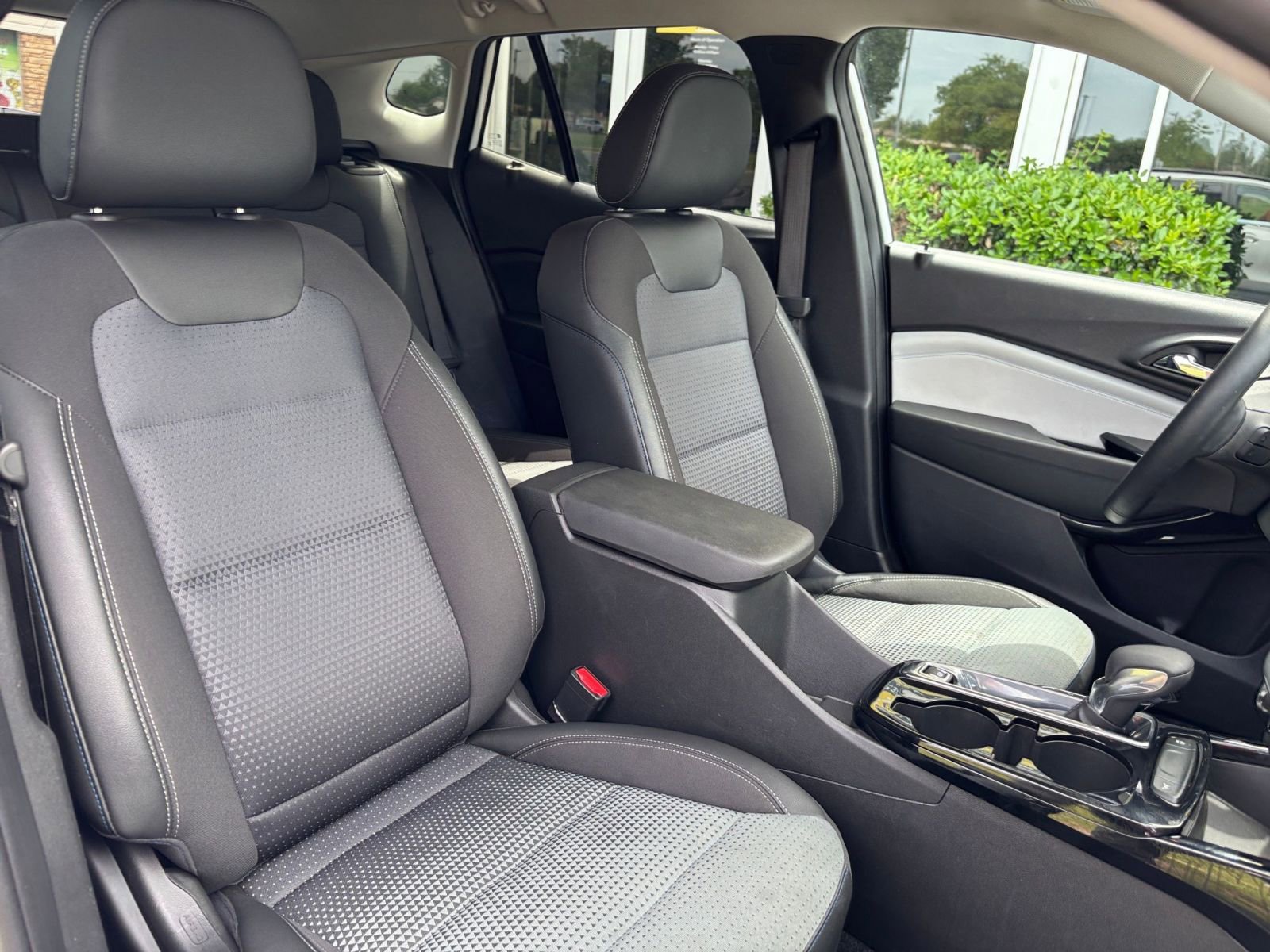 Thumbnail: 2025 Chevrolet Trax - 35