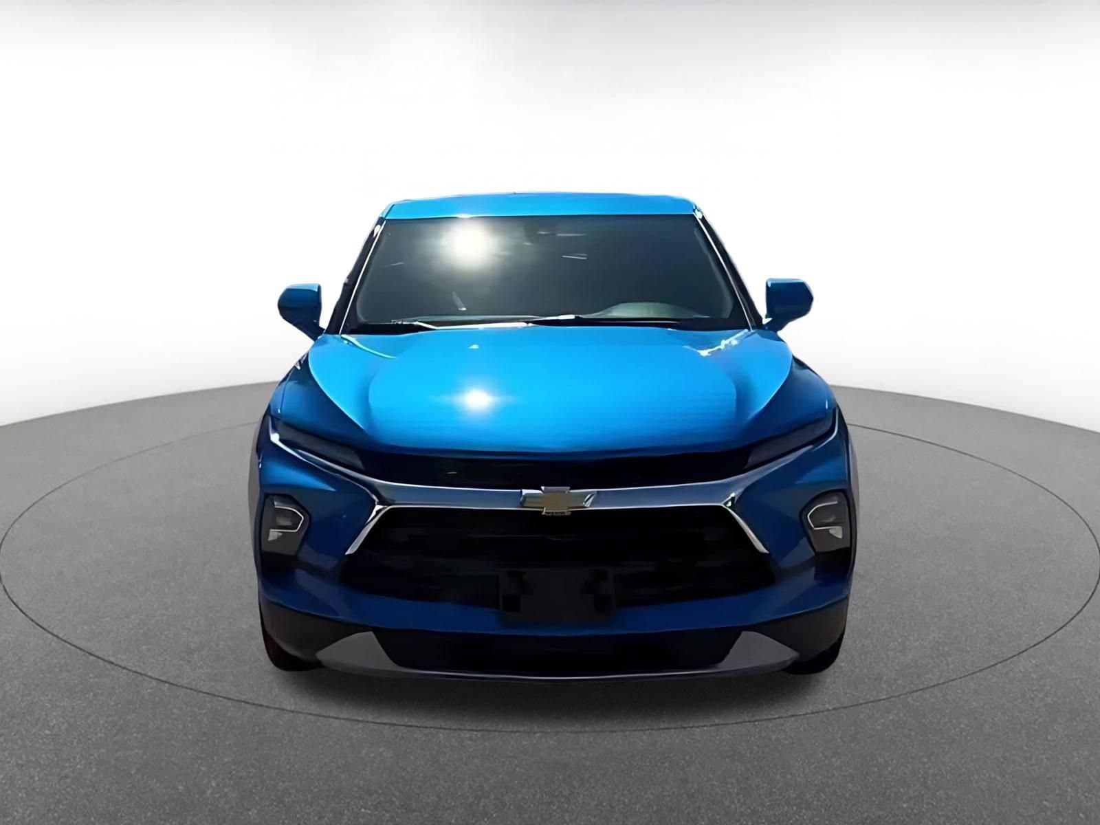 Thumbnail: 2025 Chevrolet Blazer - 3