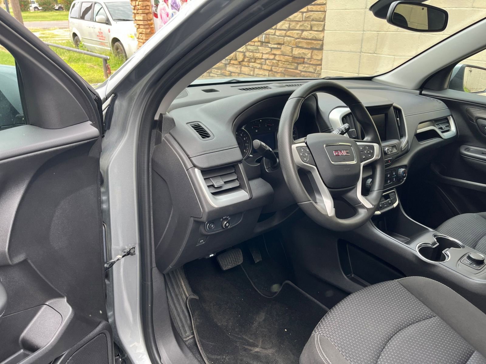 Thumbnail: 2024 GMC Terrain - 33