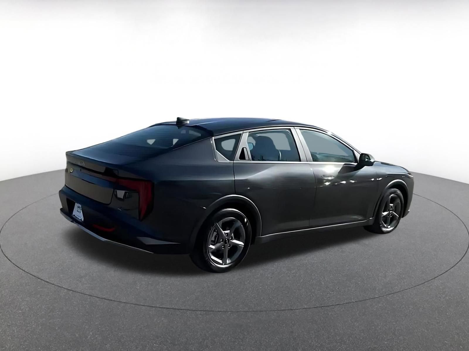 Thumbnail: 2025 Kia K4 - 15