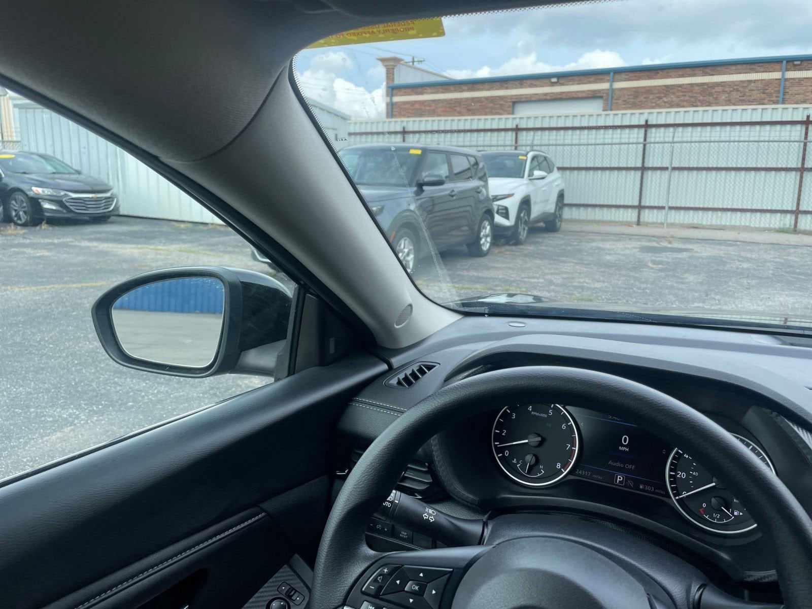 2024 Nissan Sentra SV 32