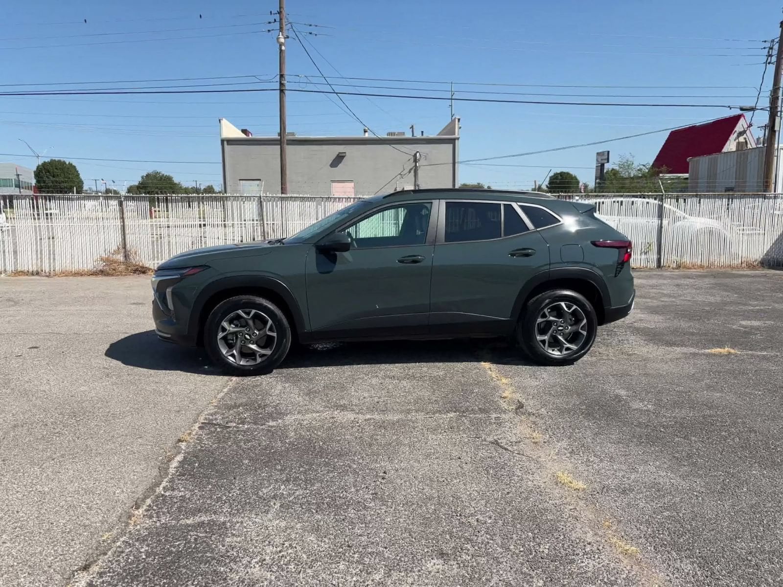 Thumbnail: 2025 Chevrolet Trax - 8