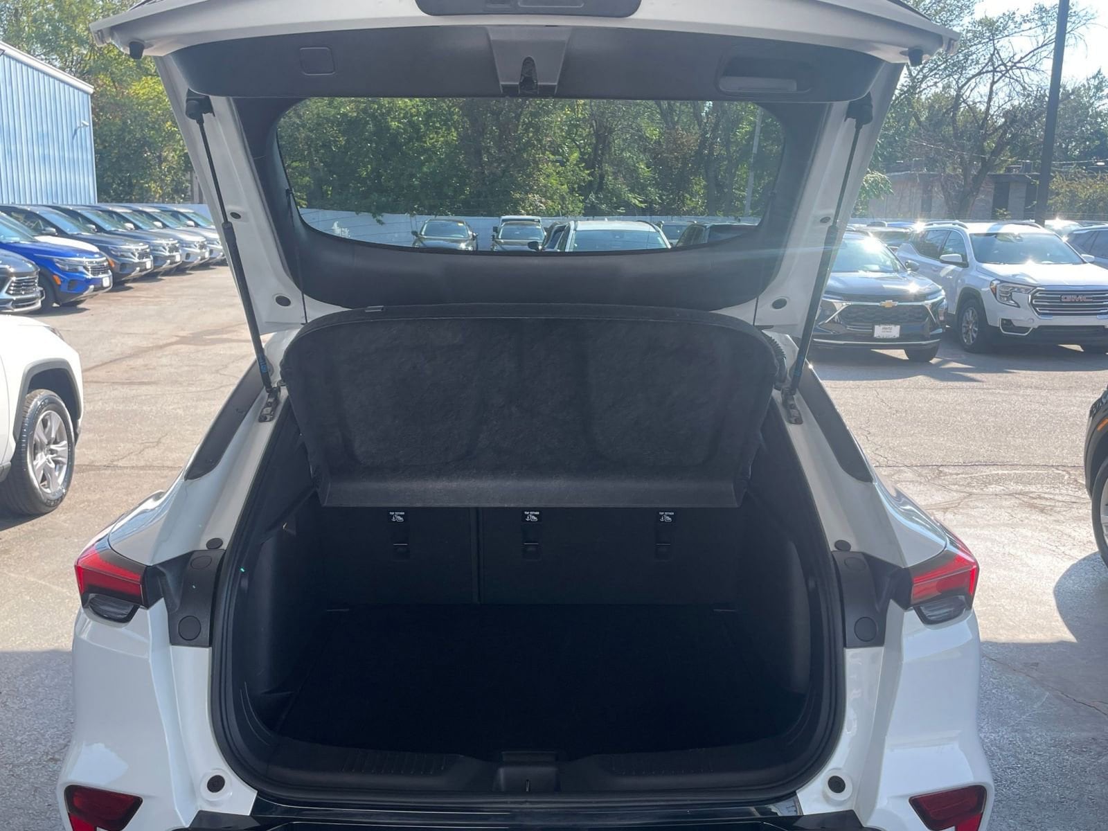 Thumbnail: 2025 Buick Envista - 29