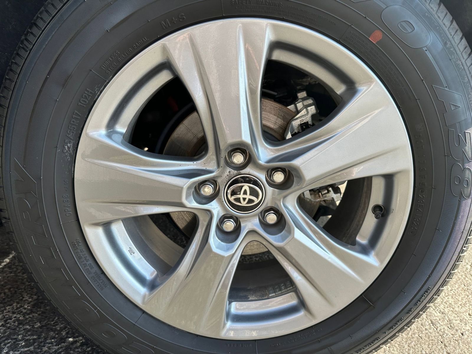 Thumbnail: 2025 Toyota RAV4 - 29