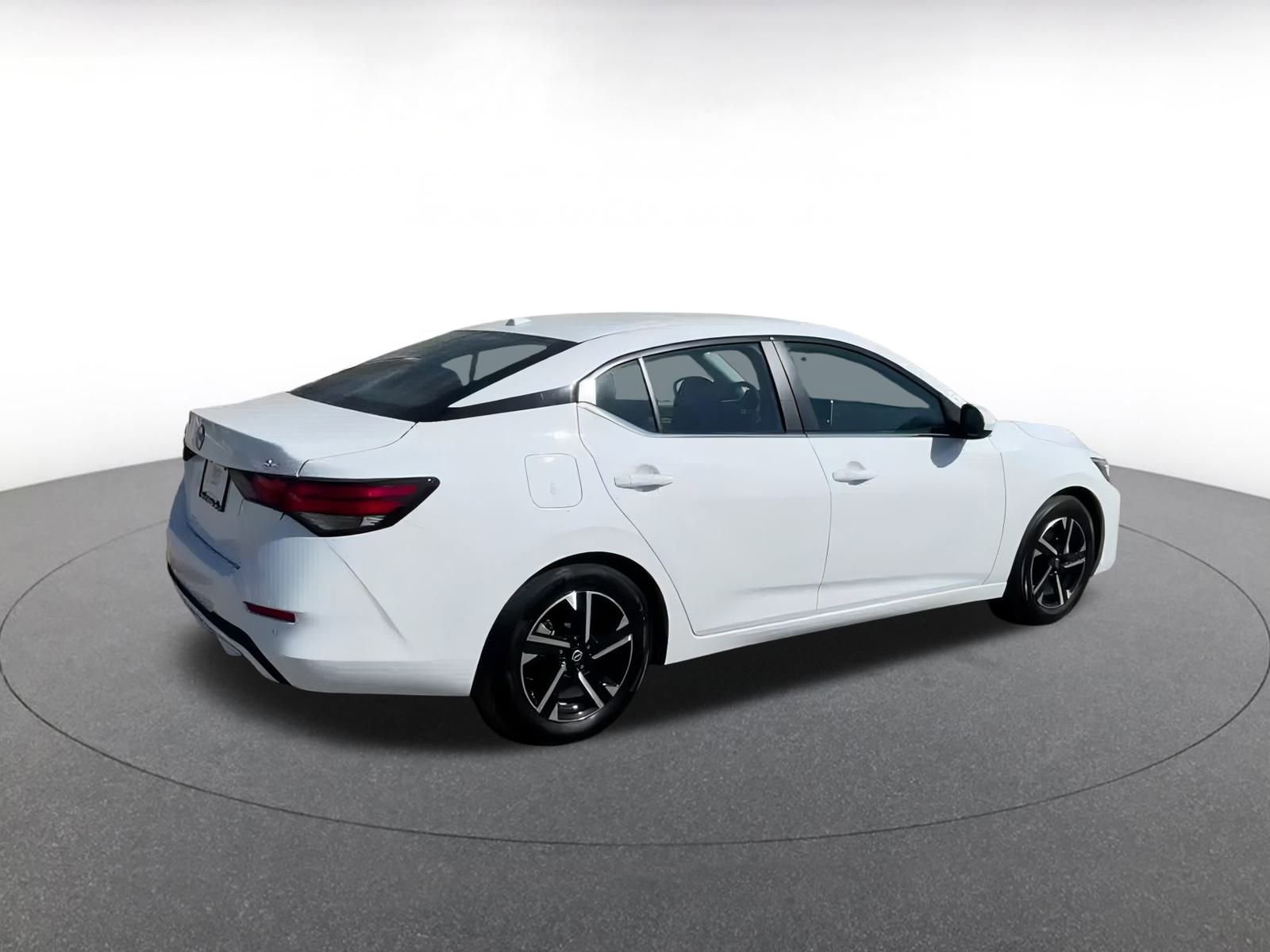 Thumbnail: 2024 Nissan Sentra - 12