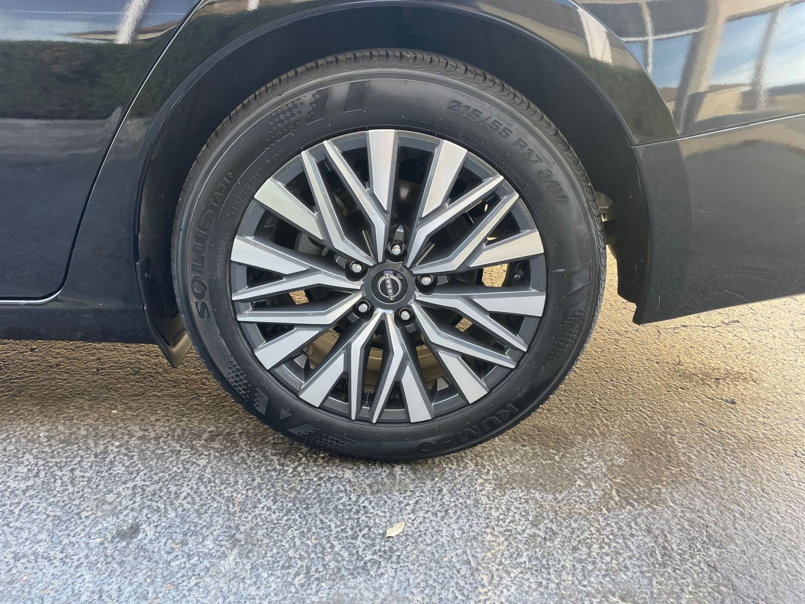 Thumbnail: 2025 Nissan Altima - 30