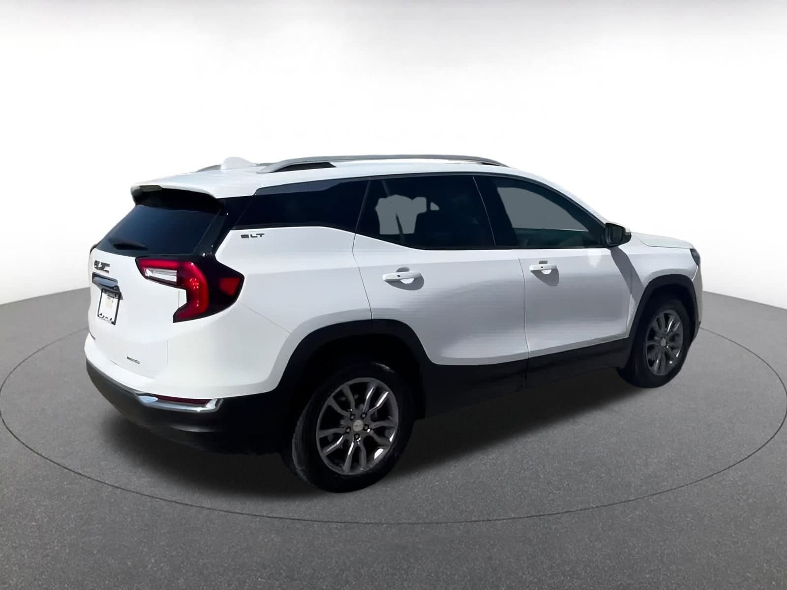 Thumbnail: 2024 GMC Terrain - 15