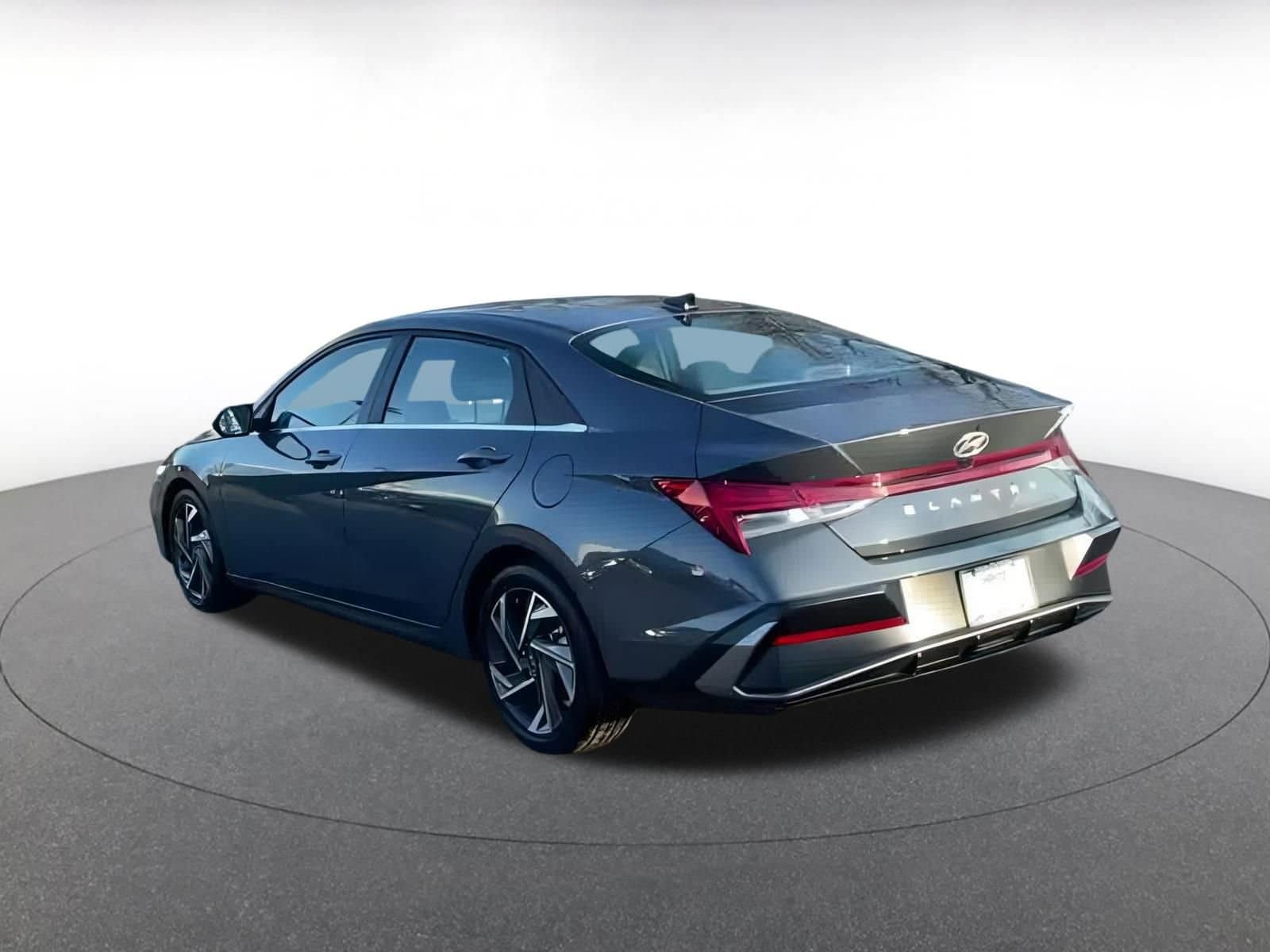 Thumbnail: 2025 Hyundai Elantra - 9