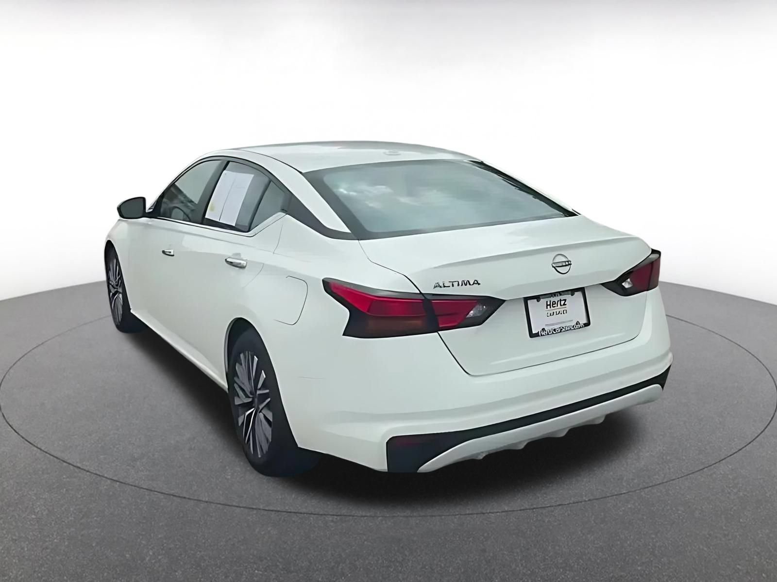 Thumbnail: 2025 Nissan Altima - 10