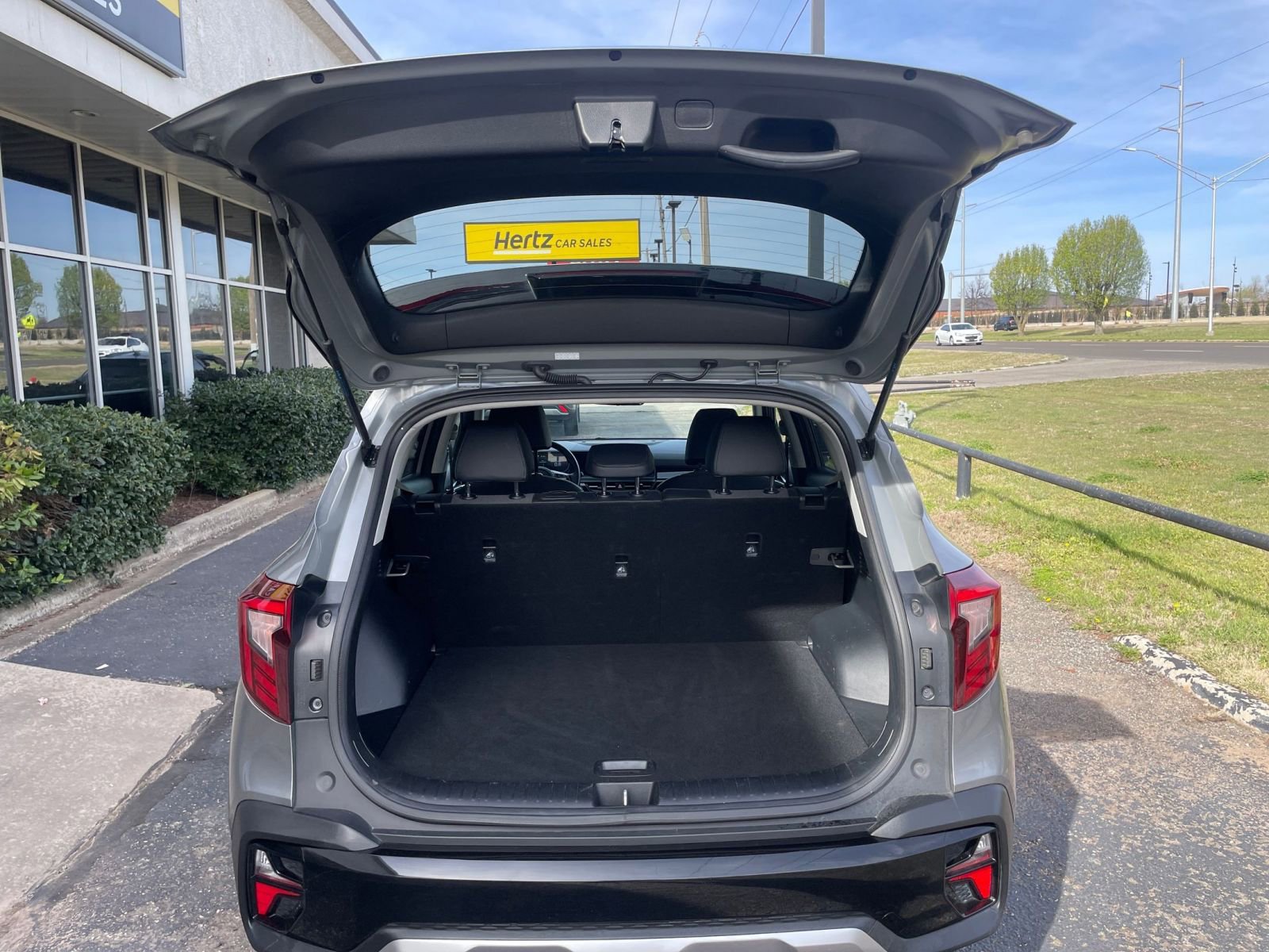 Thumbnail: 2025 Kia Seltos - 32