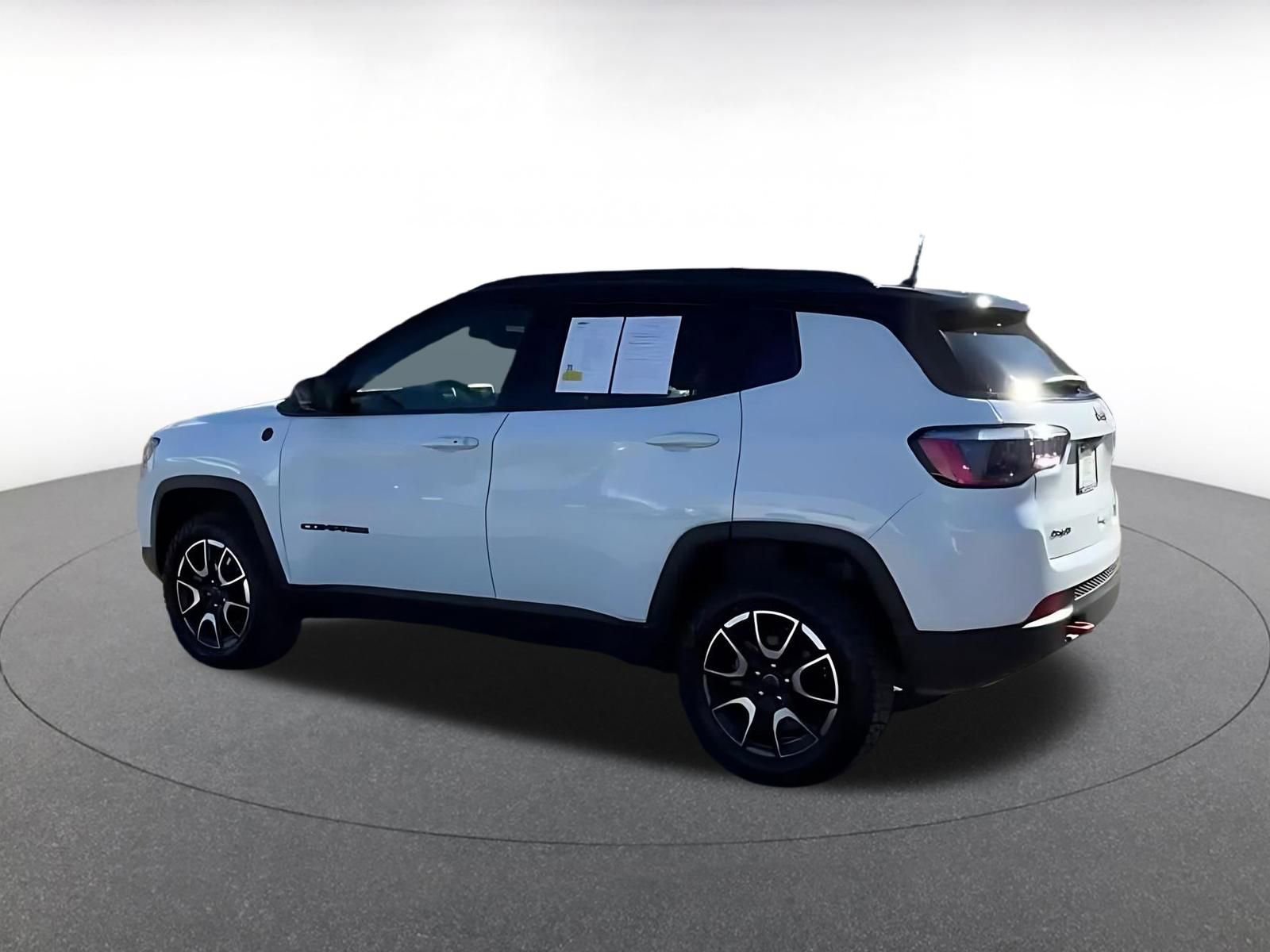 Thumbnail: 2025 Jeep Compass - 11