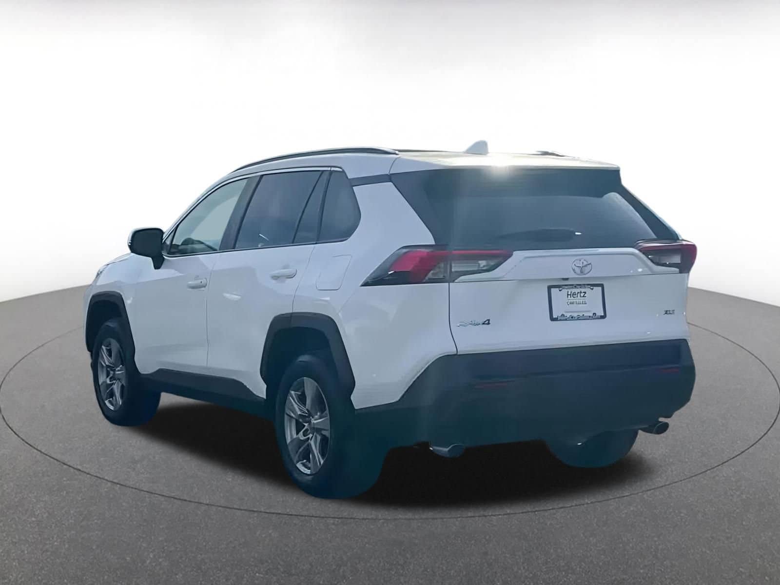 Thumbnail: 2025 Toyota RAV4 - 10