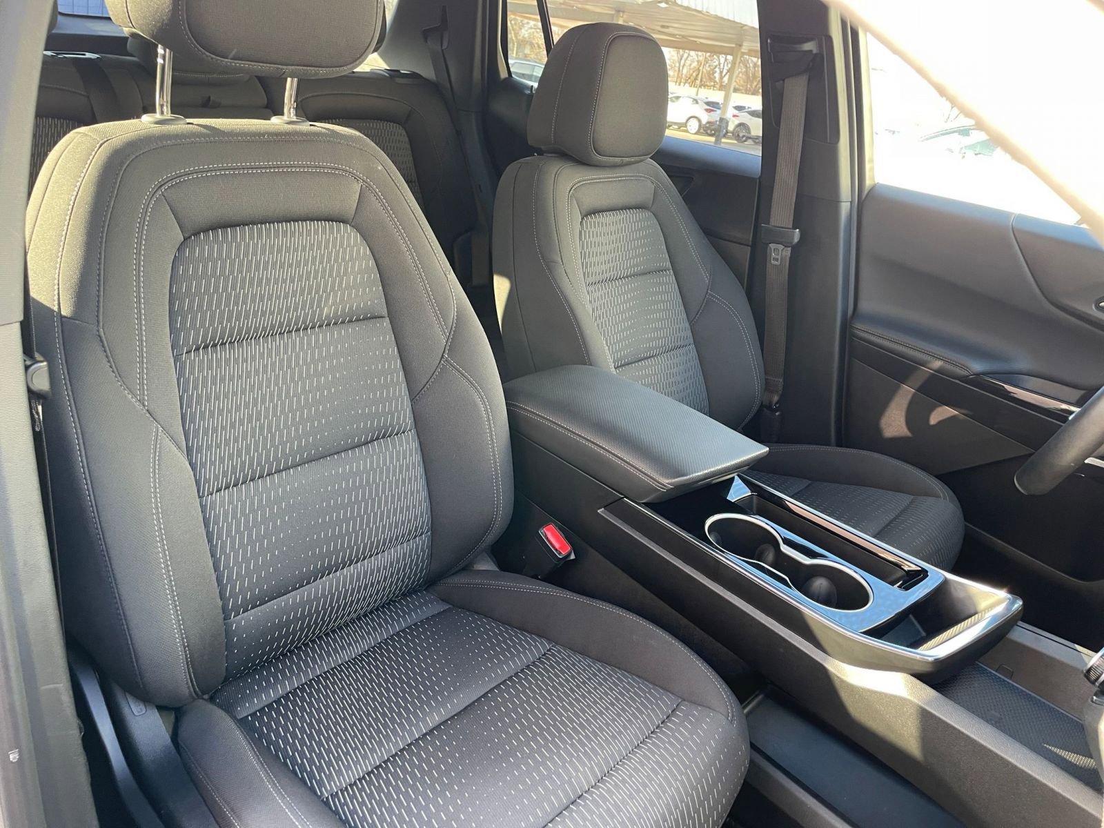 Thumbnail: 2025 Chevrolet Equinox - 35