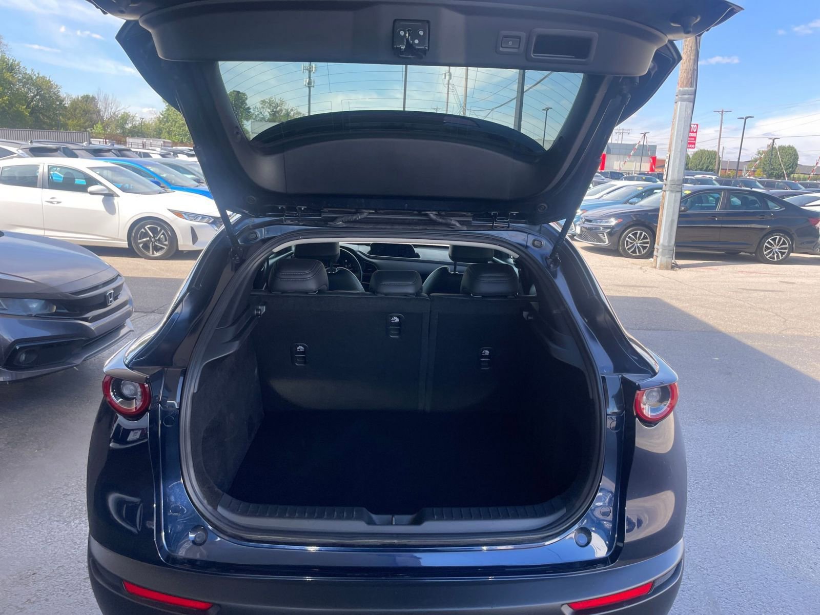 Thumbnail: 2025 Mazda CX-30 - 30