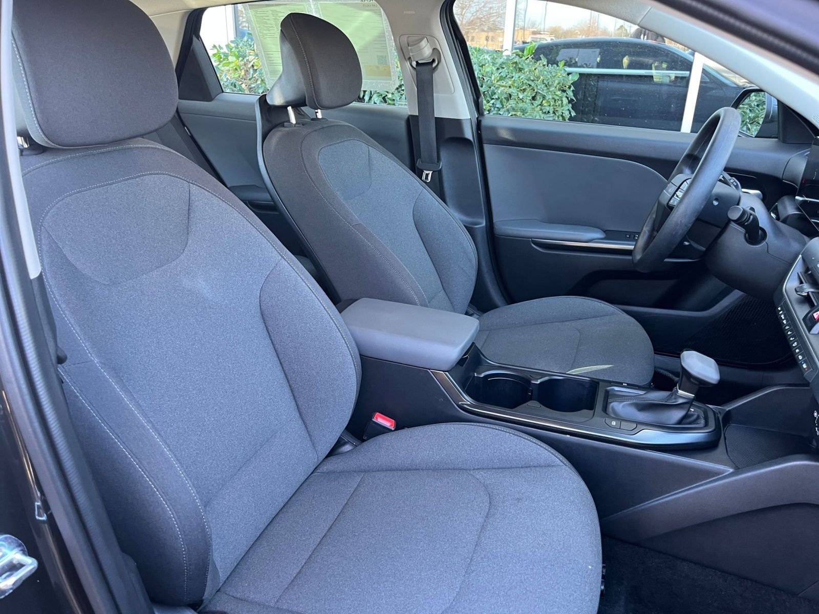 Thumbnail: 2025 Kia K4 - 35