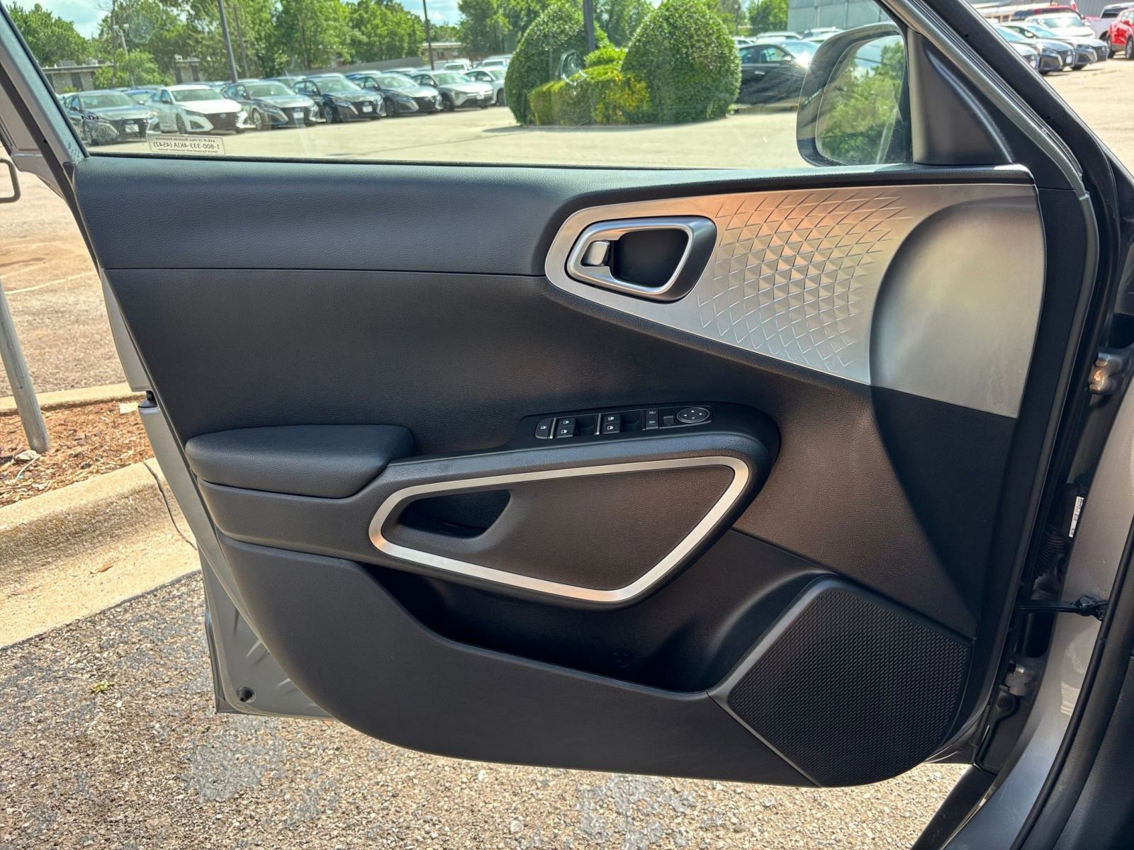 Thumbnail: 2025 Kia Soul - 18