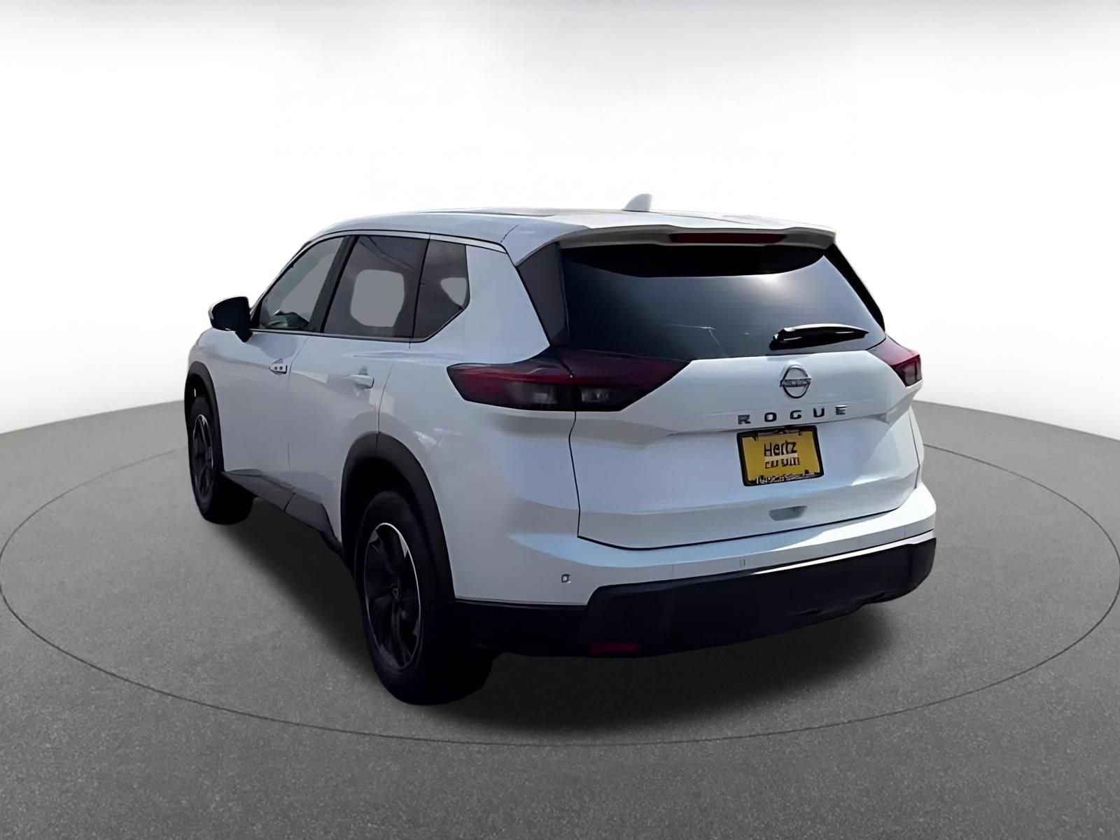 Thumbnail: 2025 Nissan Rogue - 9