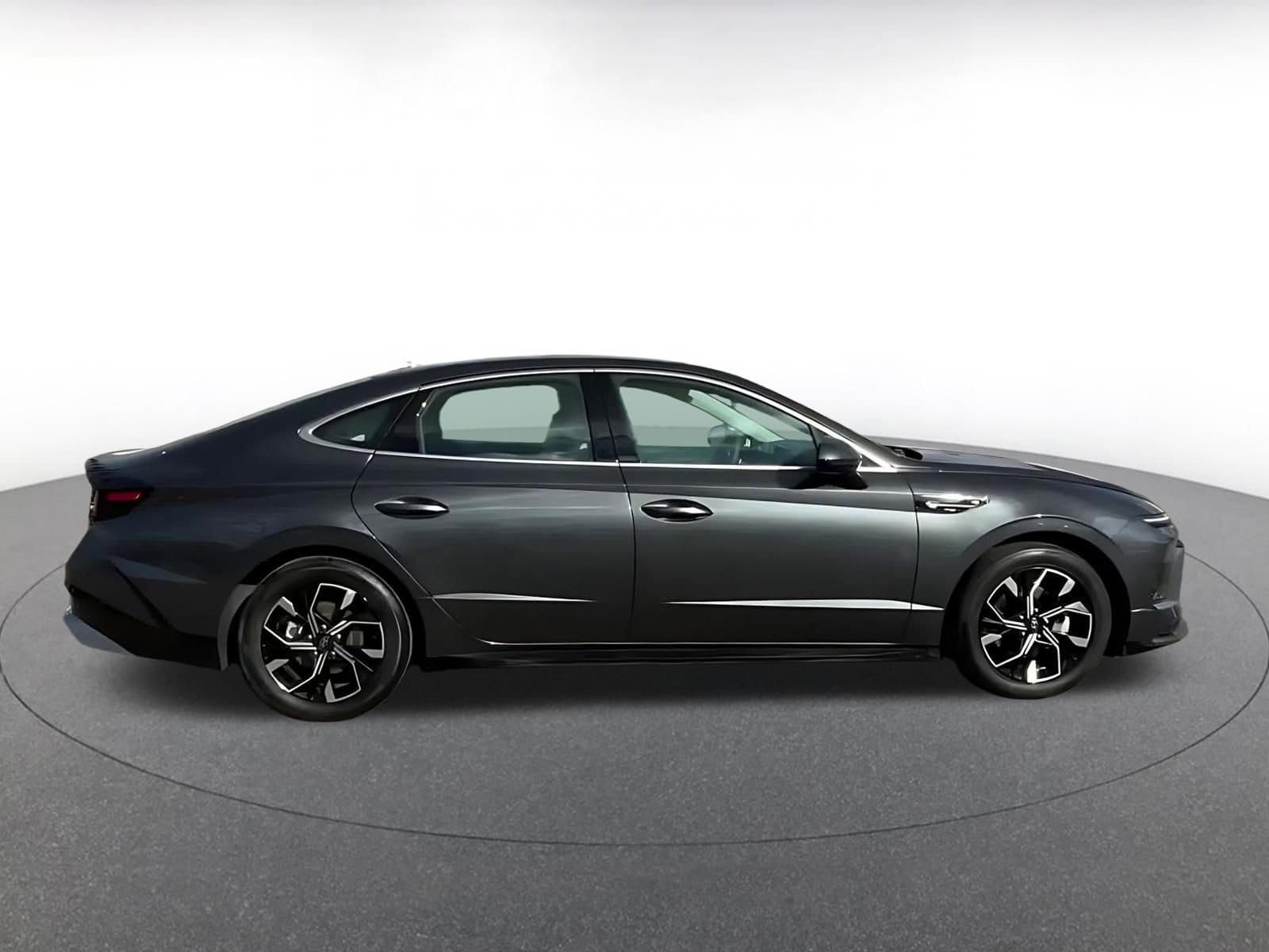 Thumbnail: 2025 Hyundai Sonata - 15