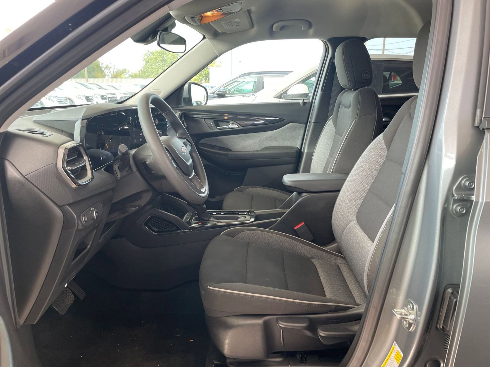 Thumbnail: 2025 Chevrolet TrailBlazer - 24