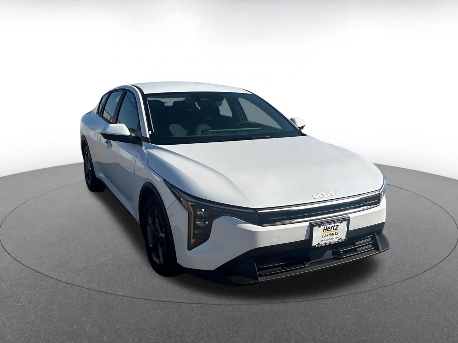 Thumbnail: 2025 Kia K4 - 1