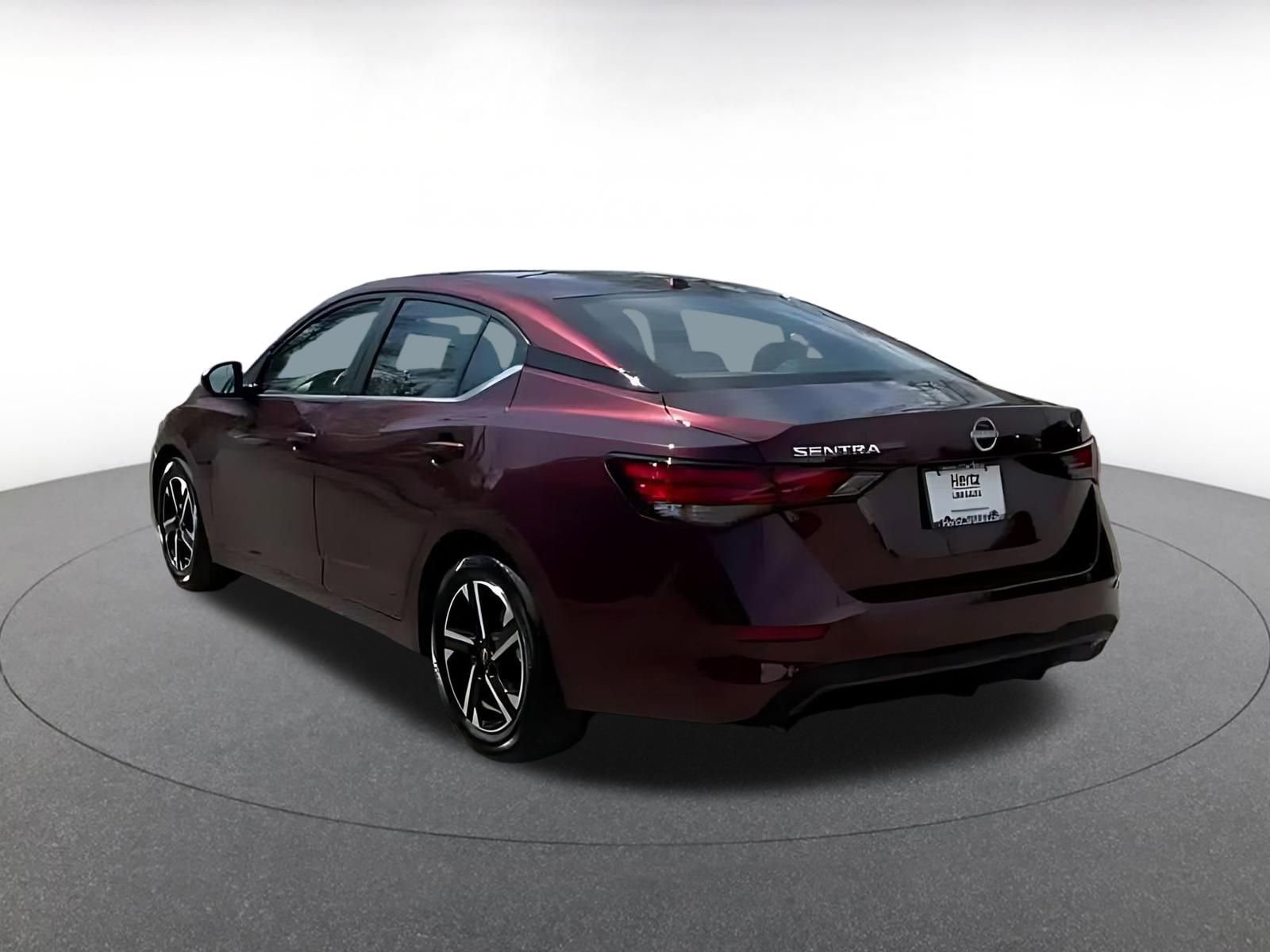 Thumbnail: 2025 Nissan Sentra - 10