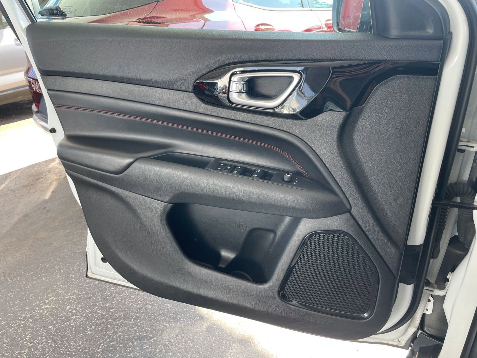 Thumbnail: 2025 Jeep Compass - 20