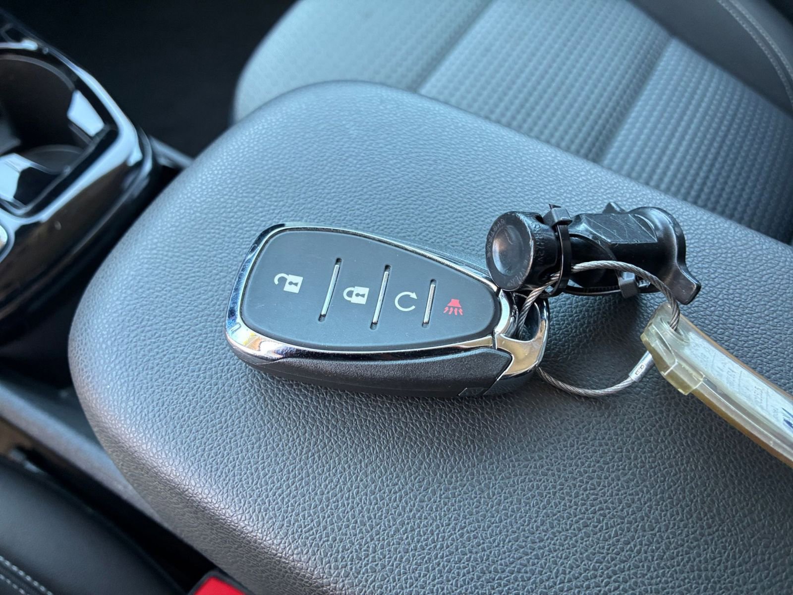 Thumbnail: 2025 Chevrolet Trax - 21