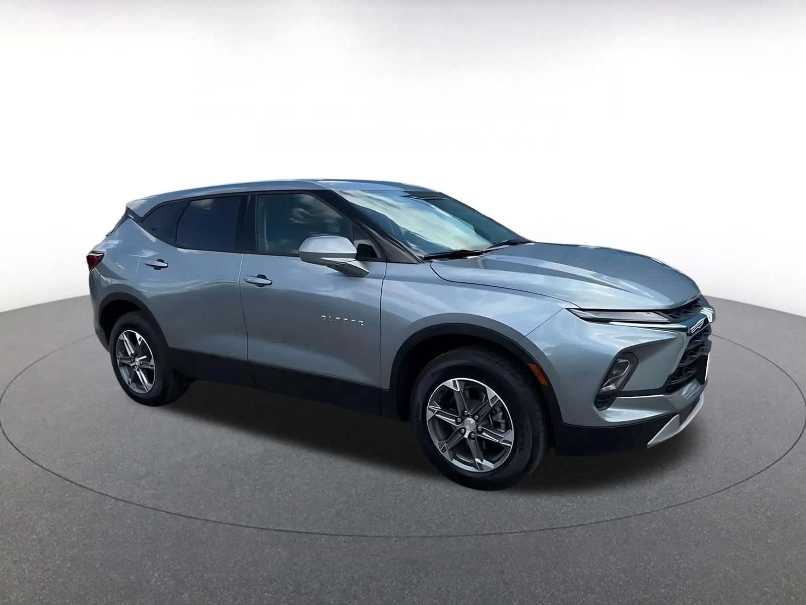 Thumbnail: 2026 Chevrolet Blazer - 2