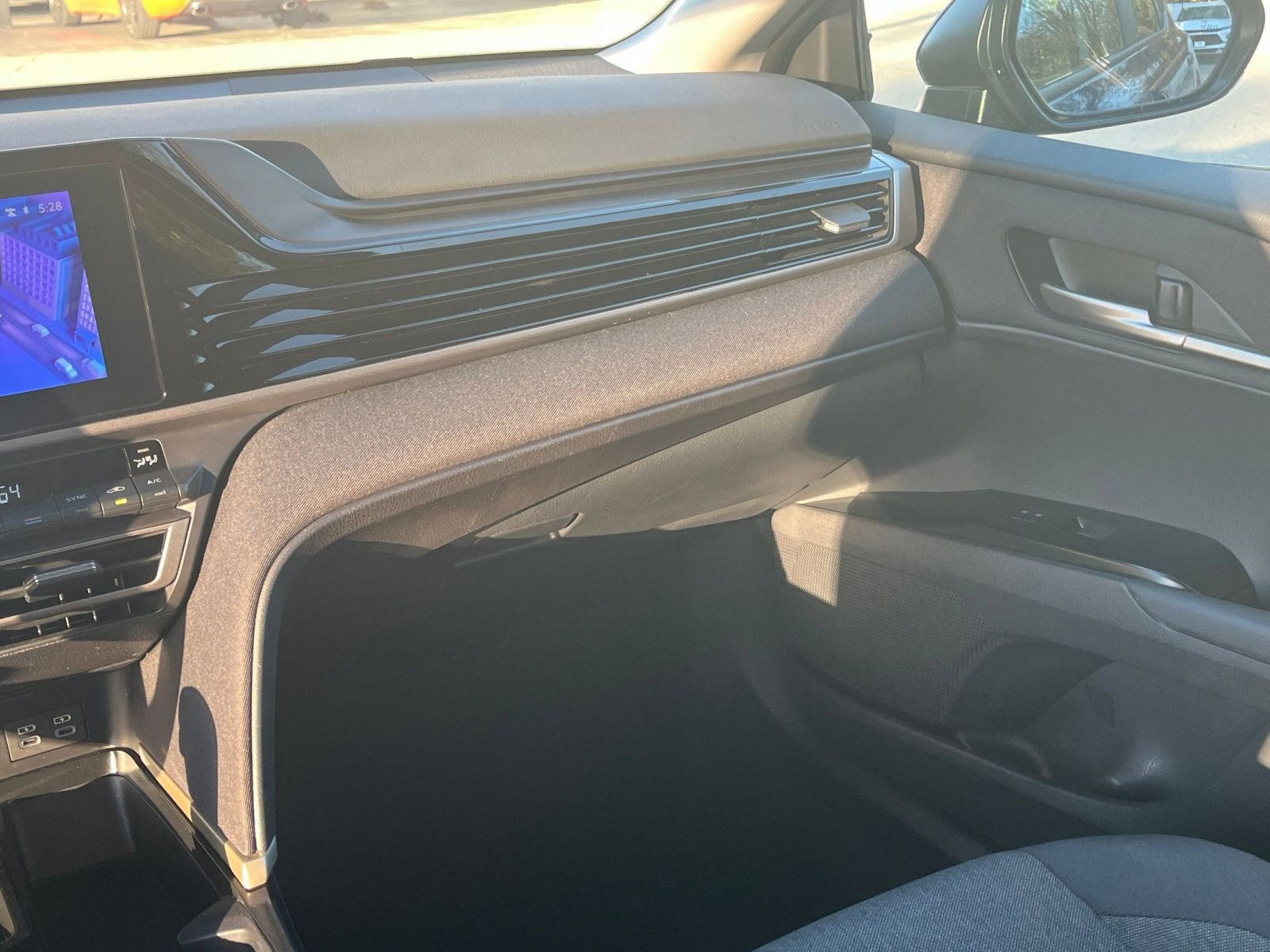 Thumbnail: 2025 Toyota Camry - 34