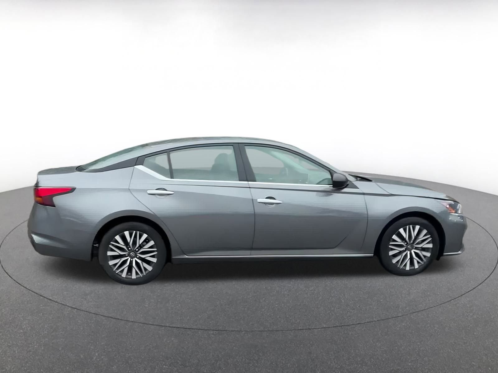 Thumbnail: 2024 Nissan Altima - 16