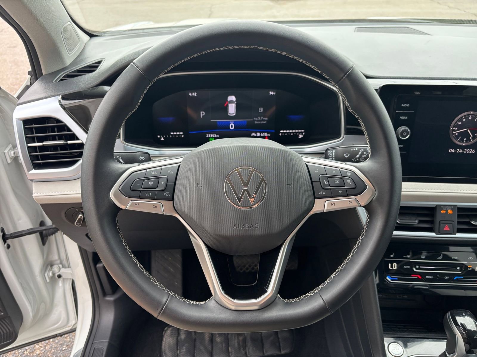 Thumbnail: 2025 Volkswagen Taos - 29