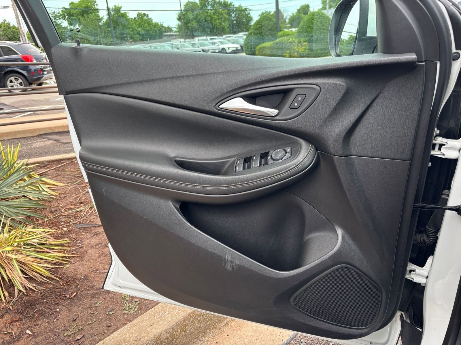 Thumbnail: 2025 Buick Encore GX - 18