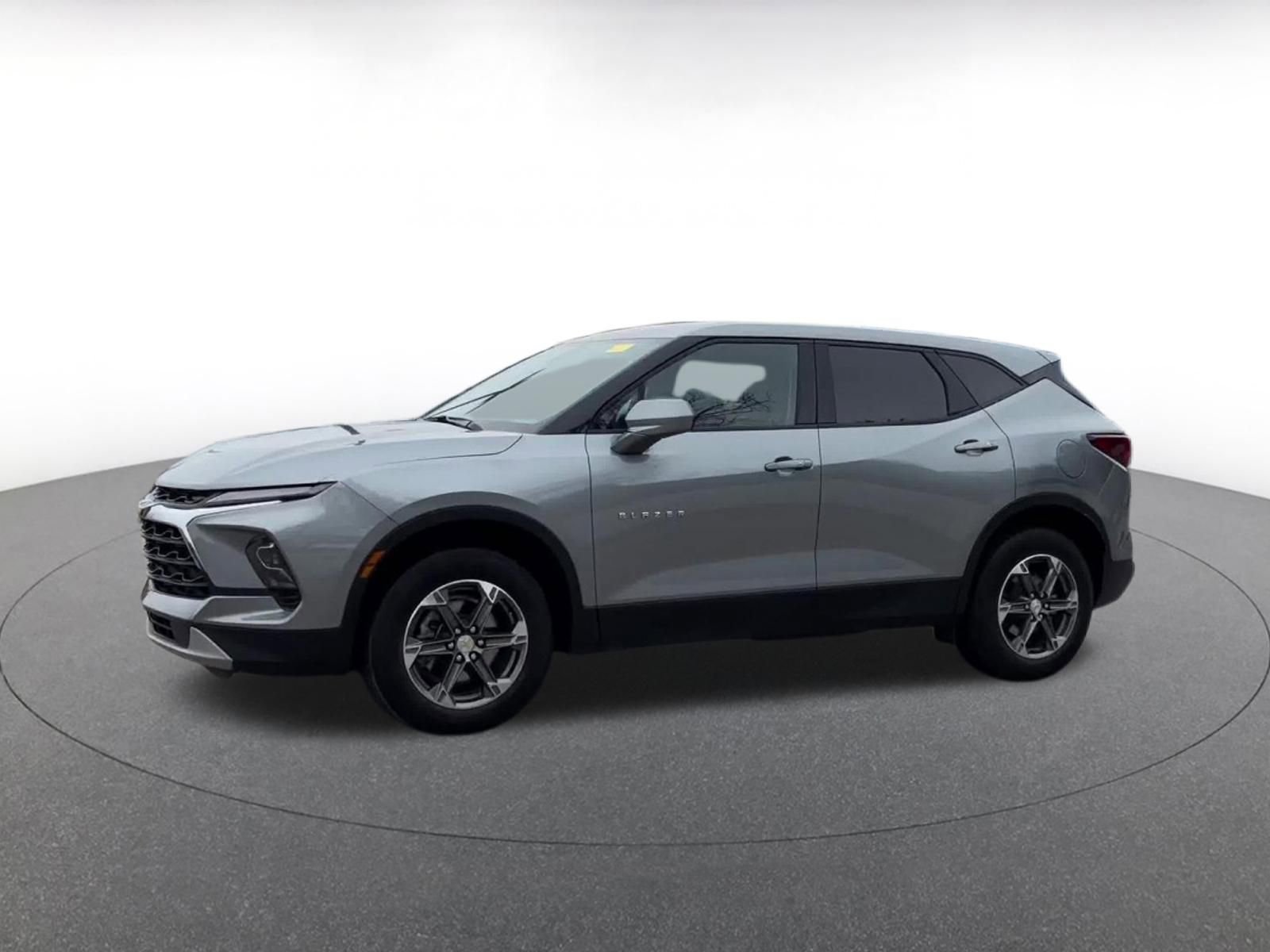 Thumbnail: 2025 Chevrolet Blazer - 8