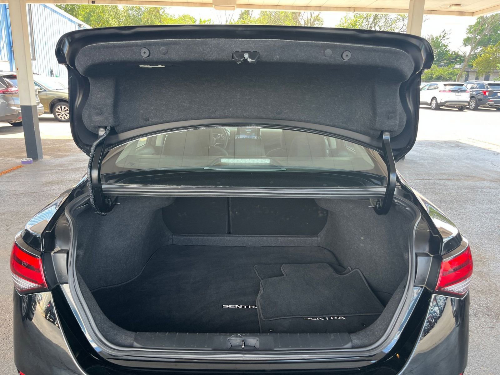 Thumbnail: 2024 Nissan Sentra - 29