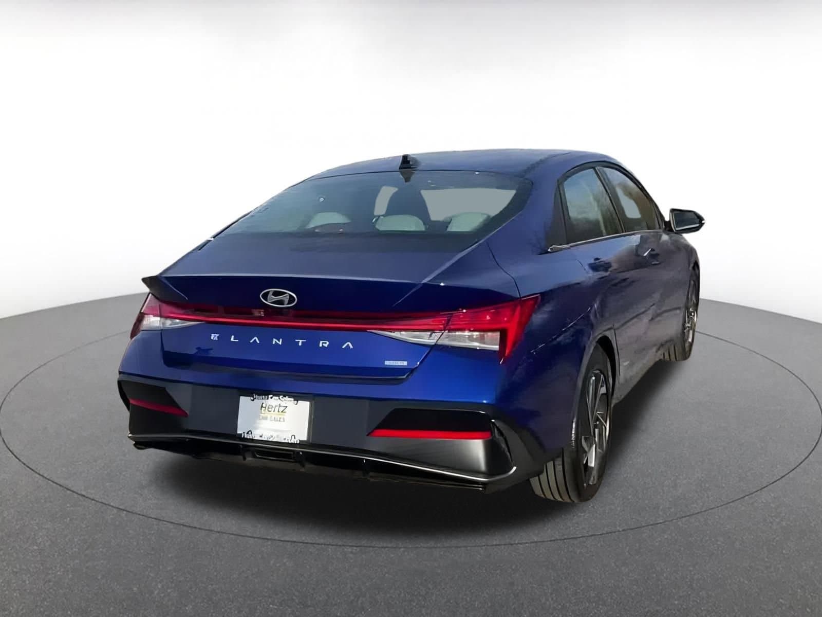 Thumbnail: 2025 Hyundai Elantra - 10